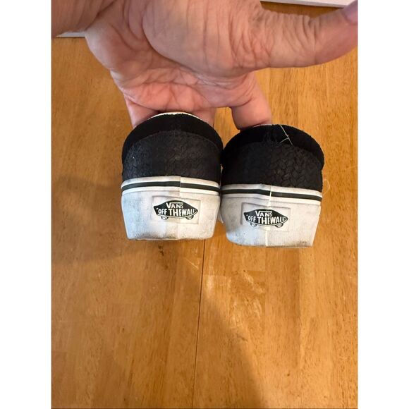 Vans Classic Slip-On Platform shoes with a black suede embossed upper Womens Siz - Picture 9 of 13